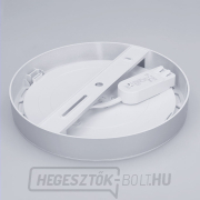 Solight LED mini panel fürdőszobai 2 az 1-ben, 3CCT, mennyezeti/felületre szerelhető, 18W, 1530lm, IP54, ezüst, kerek Előnézet 