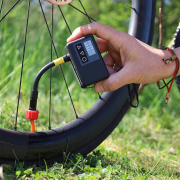 Solight digitális zsebkompresszor mini náhled