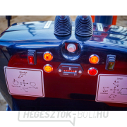 Mini kotrógép Baugarden BG1260.12 CX PRO II Kubota, kanál 400 mm, hüvelykujj tartása Előnézet 