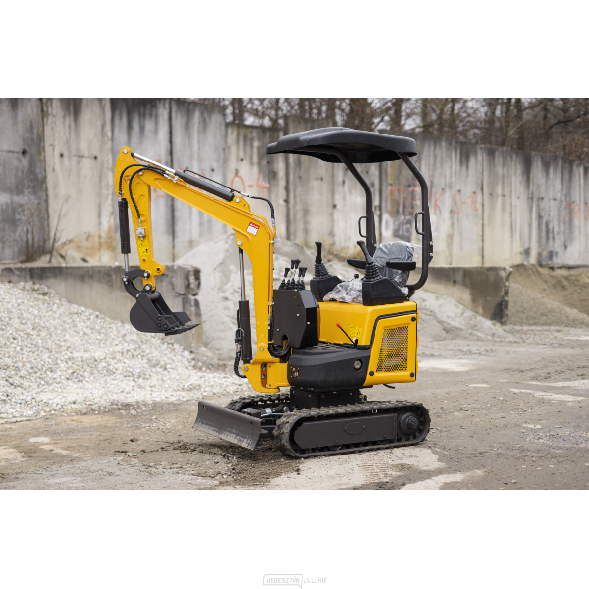 Mini kotrógép Baugarden BG1300.12 Kubota kanál 400 mm