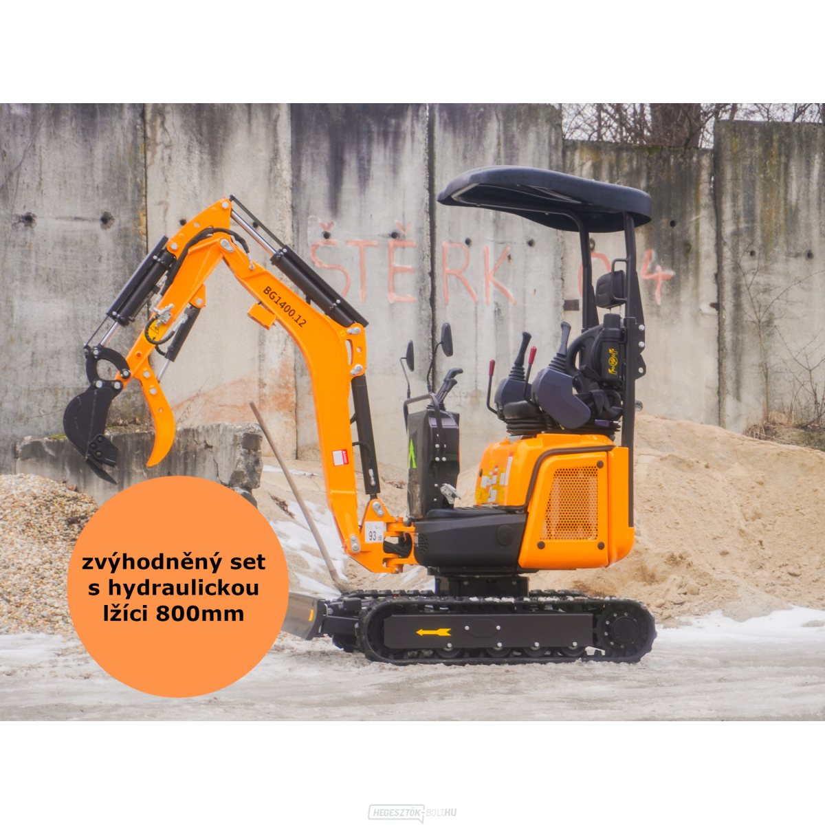 Baugarden BG1400.12 PRO Kubota mini kotrógép akciós készlet hidraulikus kanállal 800 mm