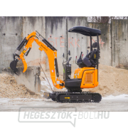 Baugarden BG1400.12 PRO Kubota mini kotrógép akciós készlet fix kanállal 800 mm Előnézet 