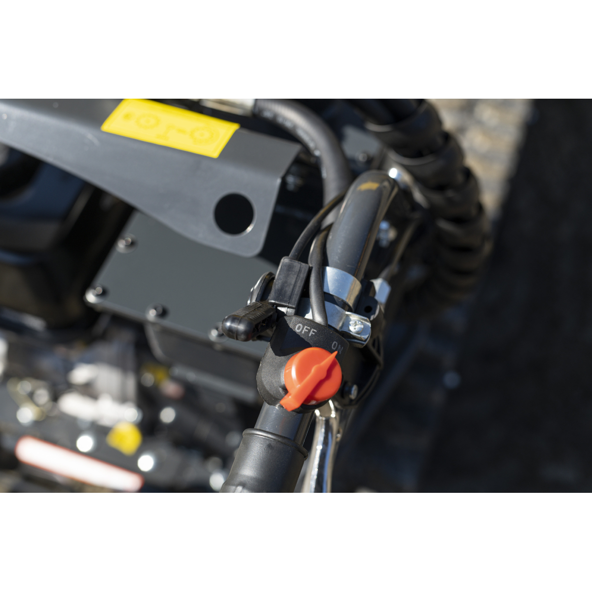Lánctalpas mini dömper BAUGARDEN BGCH5630S Briggs&Stratton e-start Előnézet 