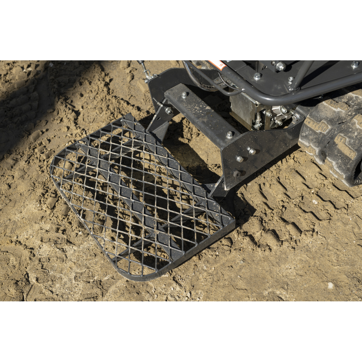 BAUGARDEN BGCH5630HTS lánctalpas mini dömper Előnézet 