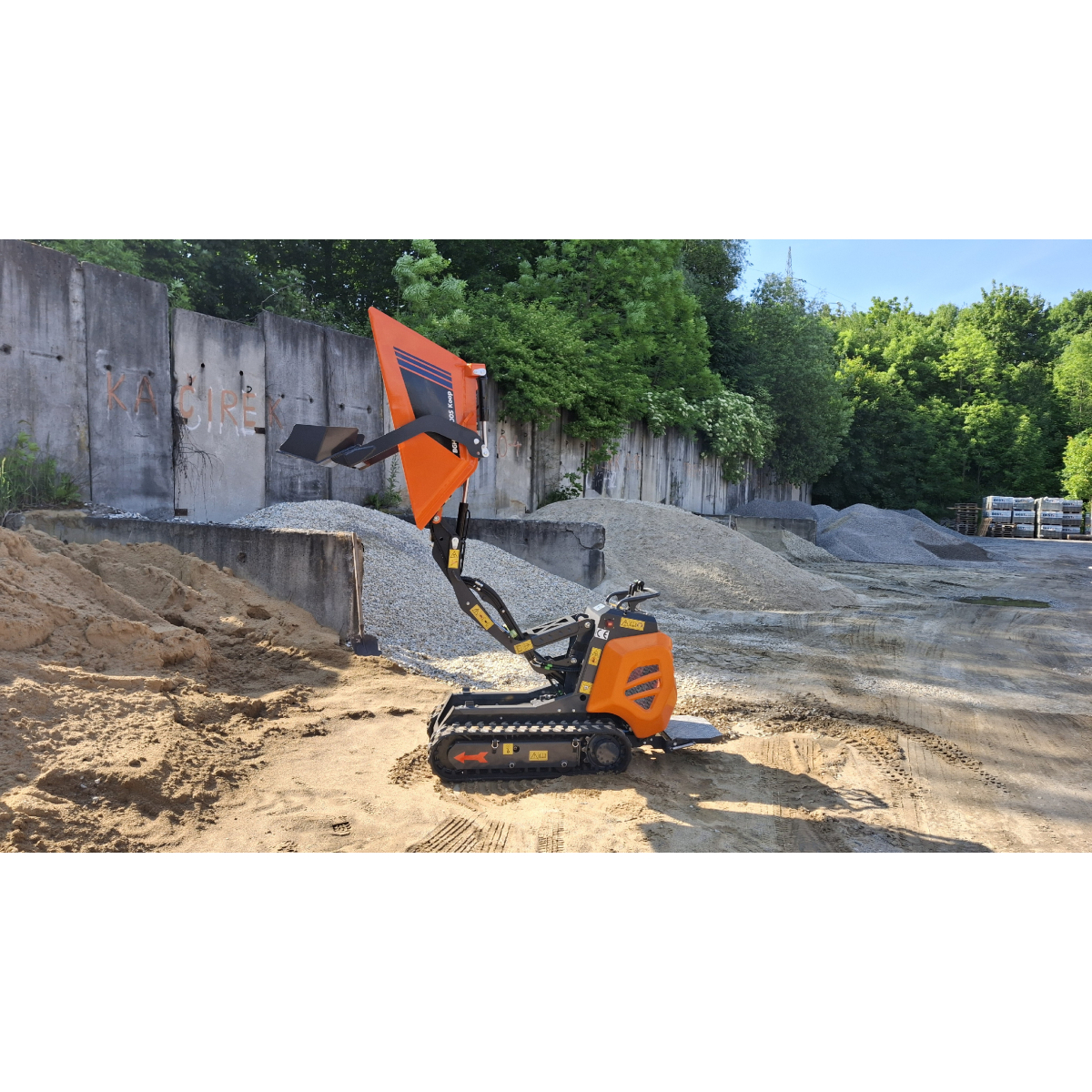 Lánctalpas mini dömper BGHDCX600HTS Koop Előnézet 